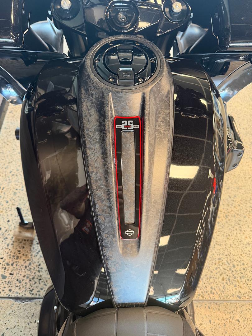 2024 HARLEY-DAVIDSON FLTRXSTSE CVO RD GLIDE ST 121 CRUISER