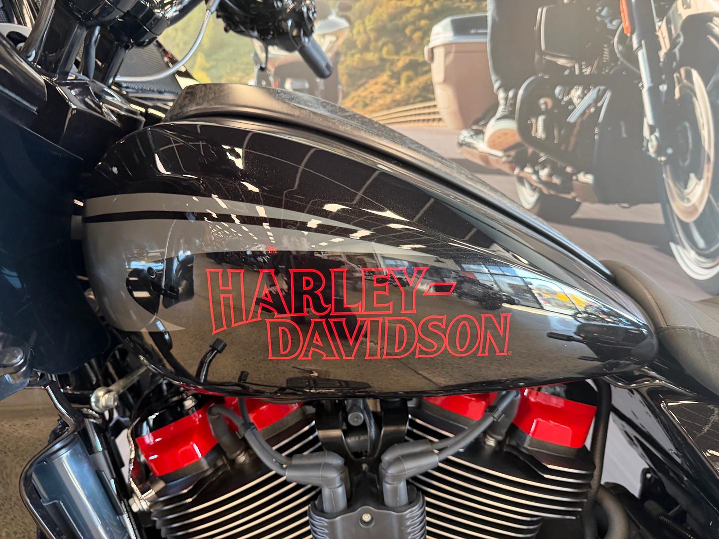2024 HARLEY-DAVIDSON FLTRXSTSE CVO RD GLIDE ST 121 CRUISER
