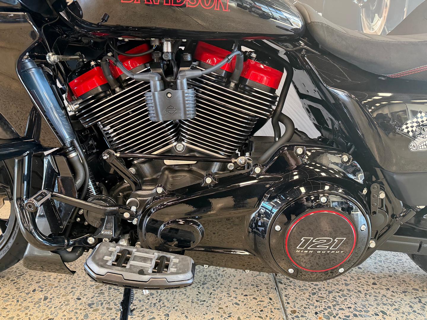 2024 HARLEY-DAVIDSON FLTRXSTSE CVO RD GLIDE ST 121 CRUISER