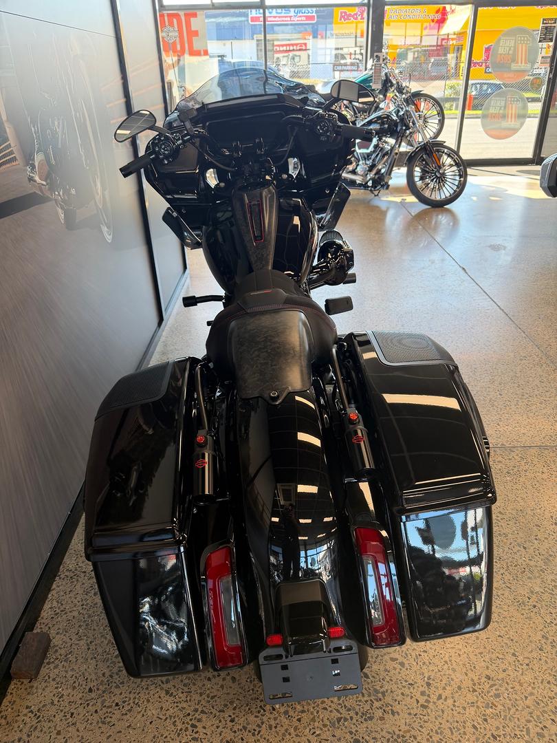 2024 HARLEY-DAVIDSON FLTRXSTSE CVO RD GLIDE ST 121 CRUISER