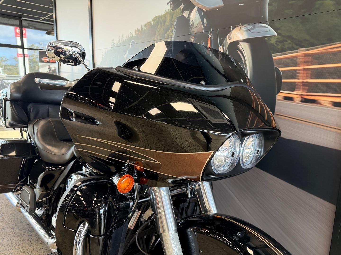 2011 HARLEY-DAVIDSON FLTRU ROAD GLIDE ULTRA CRUISER