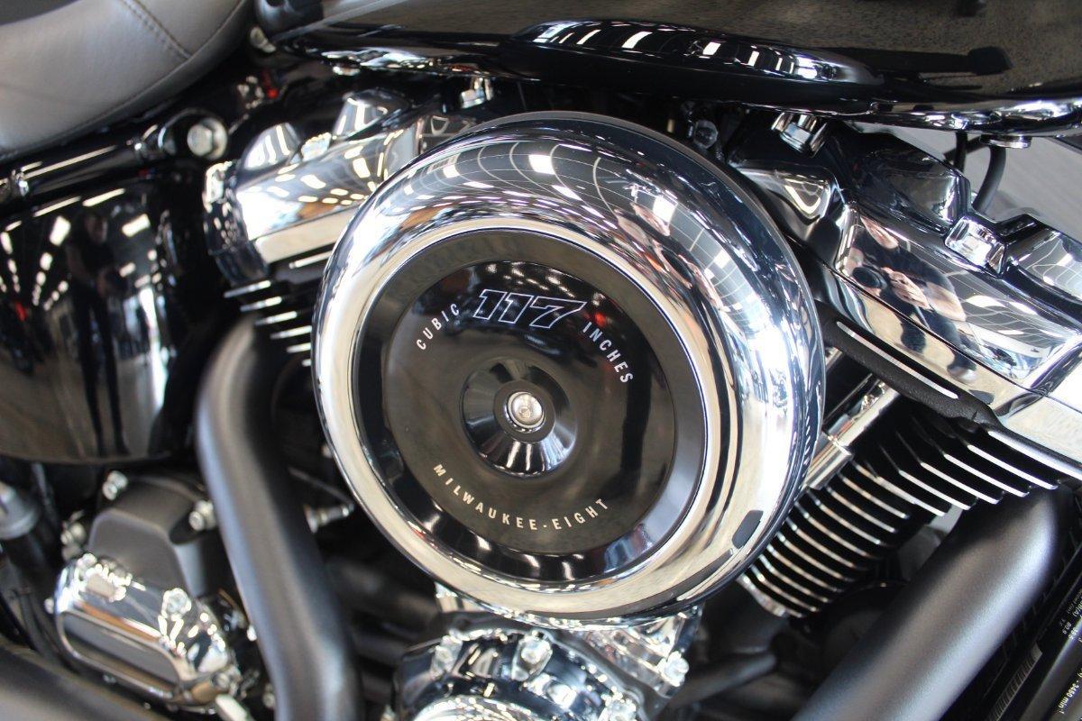 2026 HARLEY-DAVIDSON FLHC HERITAGE CLASSIC (117) CRUISER