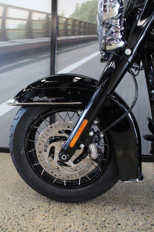 2026 HARLEY-DAVIDSON FLHC HERITAGE CLASSIC (117) CRUISER