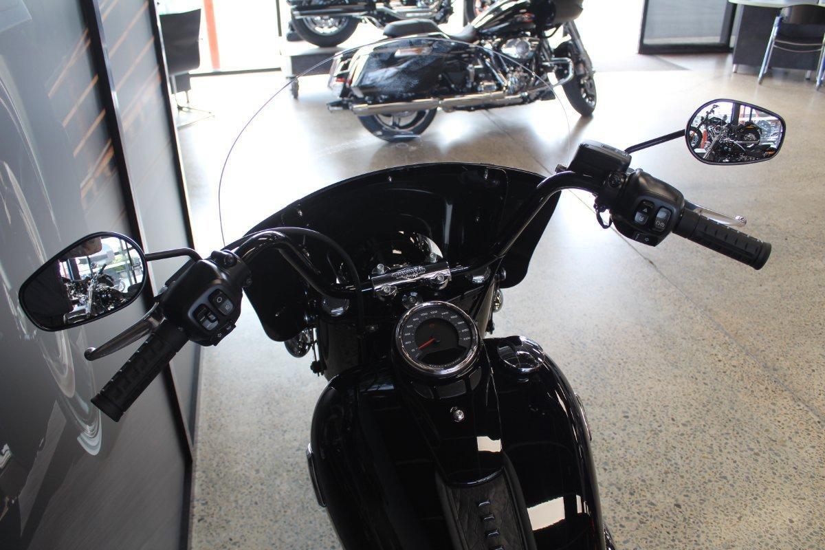 2026 HARLEY-DAVIDSON FLHC HERITAGE CLASSIC (117) CRUISER