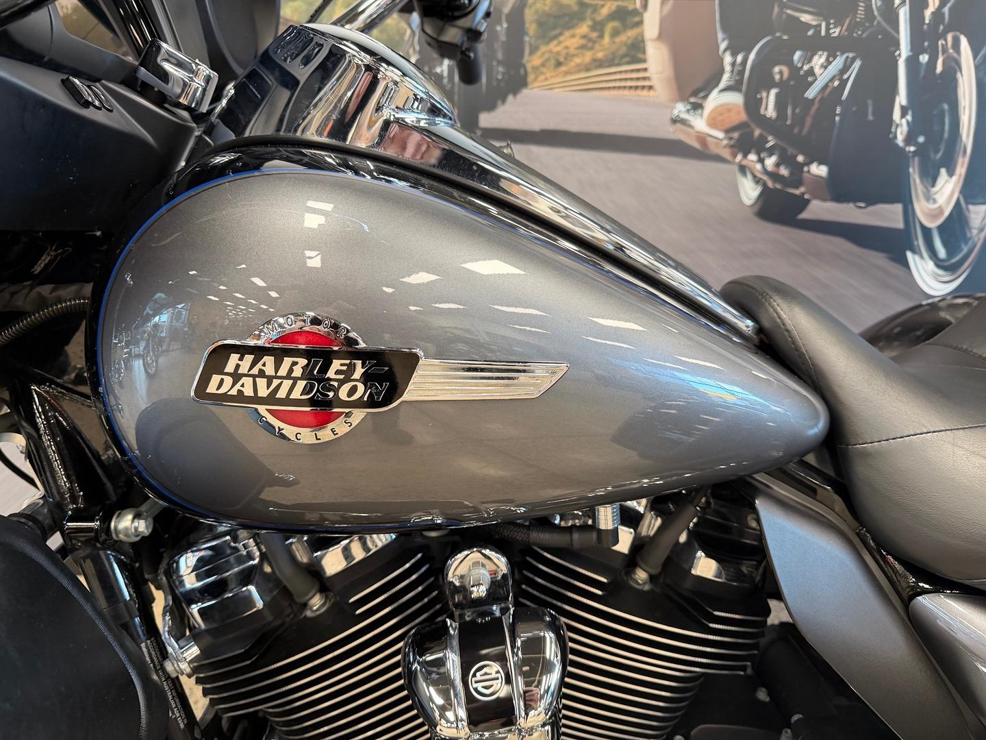 2022 HARLEY-DAVIDSON FLHTCUTG TRI GLIDE U/CLC 114 TRIKE