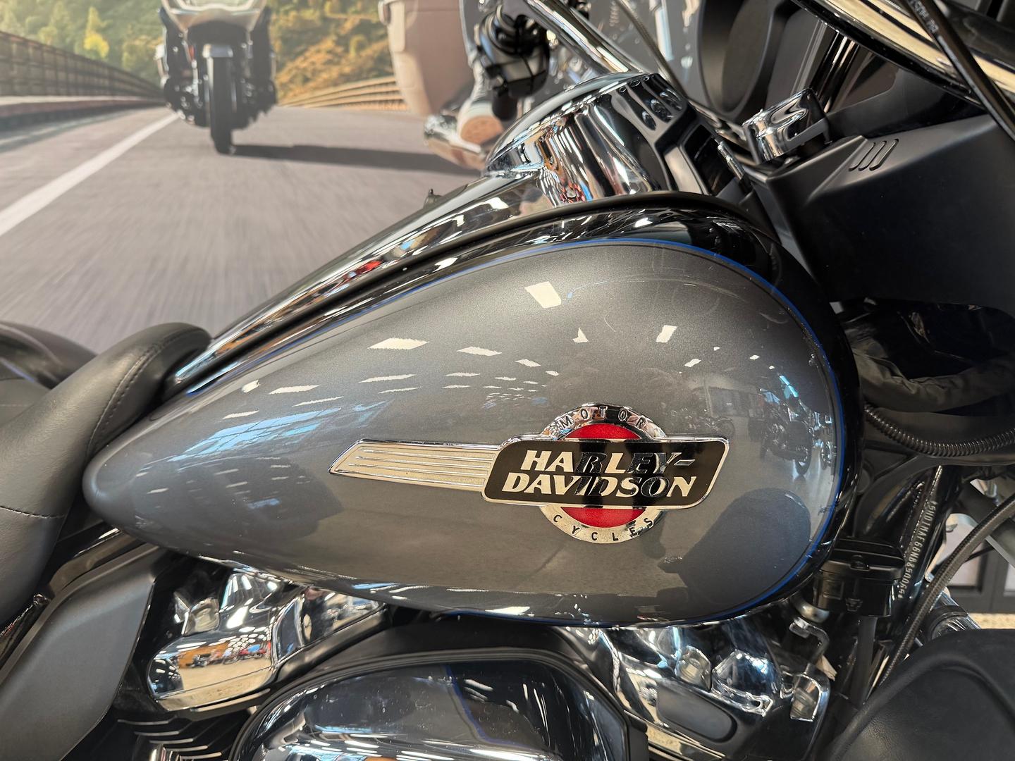 2022 HARLEY-DAVIDSON FLHTCUTG TRI GLIDE U/CLC 114 TRIKE
