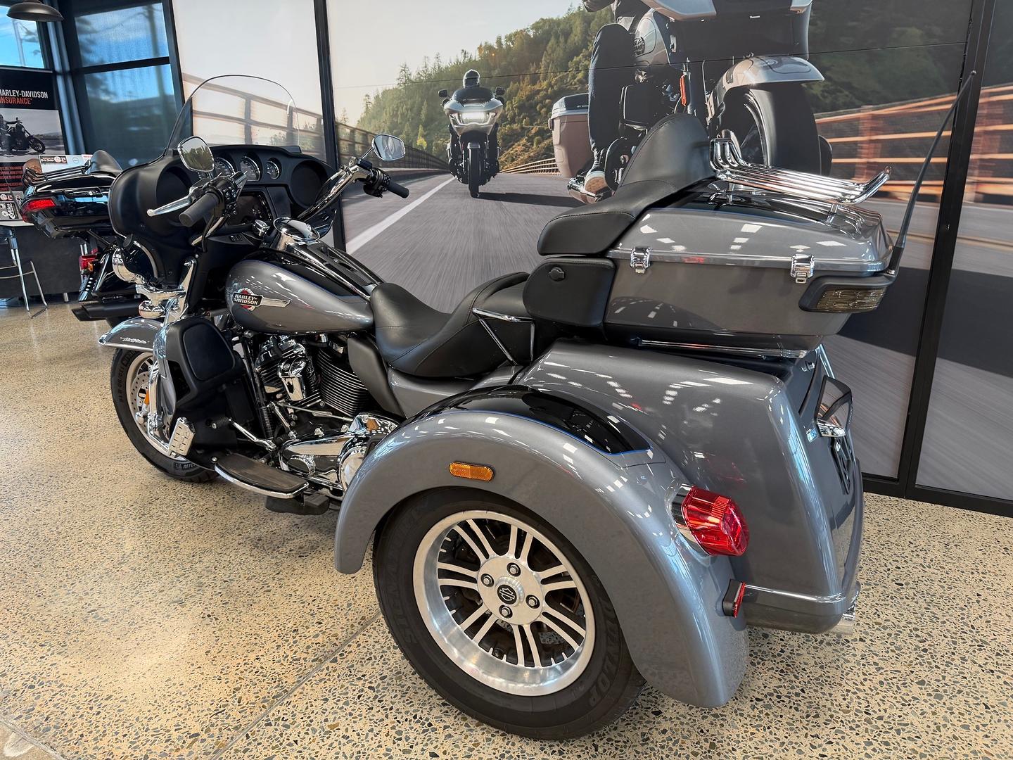 2022 HARLEY-DAVIDSON FLHTCUTG TRI GLIDE U/CLC 114 TRIKE