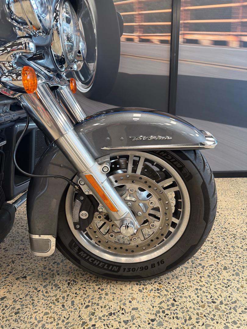 2022 HARLEY-DAVIDSON FLHTCUTG TRI GLIDE U/CLC 114 TRIKE