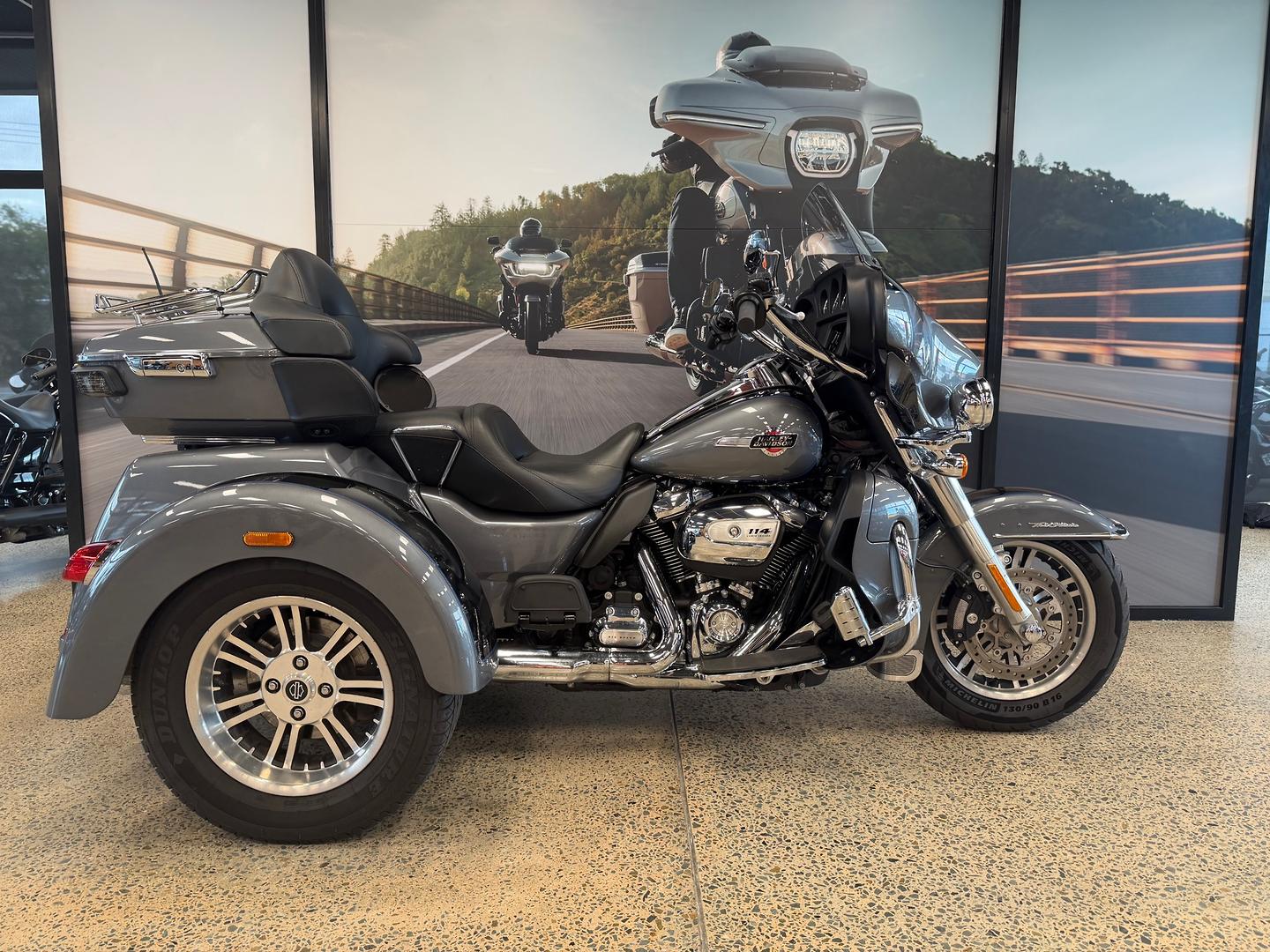 2022 HARLEY-DAVIDSON FLHTCUTG TRI GLIDE U/CLC 114 TRIKE
