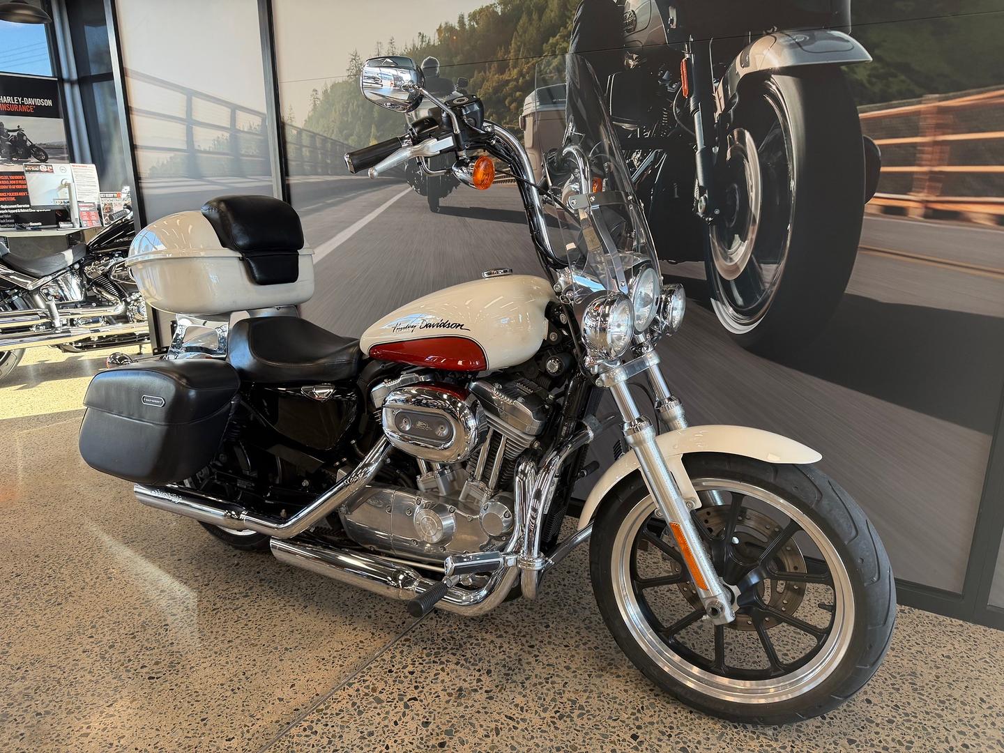 2011 HARLEY-DAVIDSON XL883L SUPER LOW CRUISER