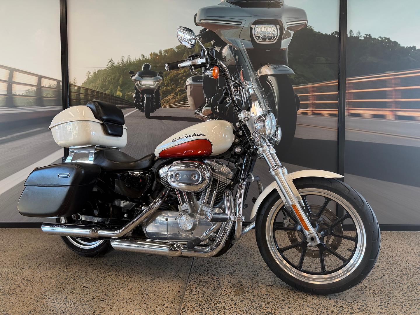 2011 HARLEY-DAVIDSON XL883L SUPER LOW CRUISER