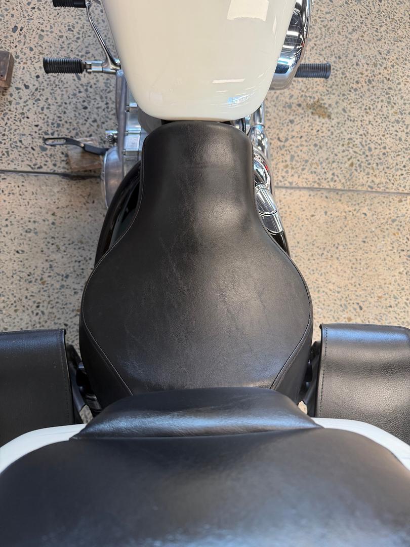 2011 HARLEY-DAVIDSON XL883L SUPER LOW CRUISER