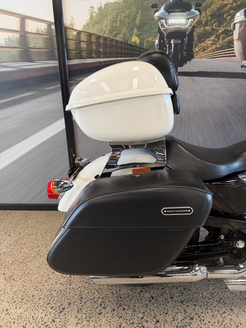 2011 HARLEY-DAVIDSON XL883L SUPER LOW CRUISER