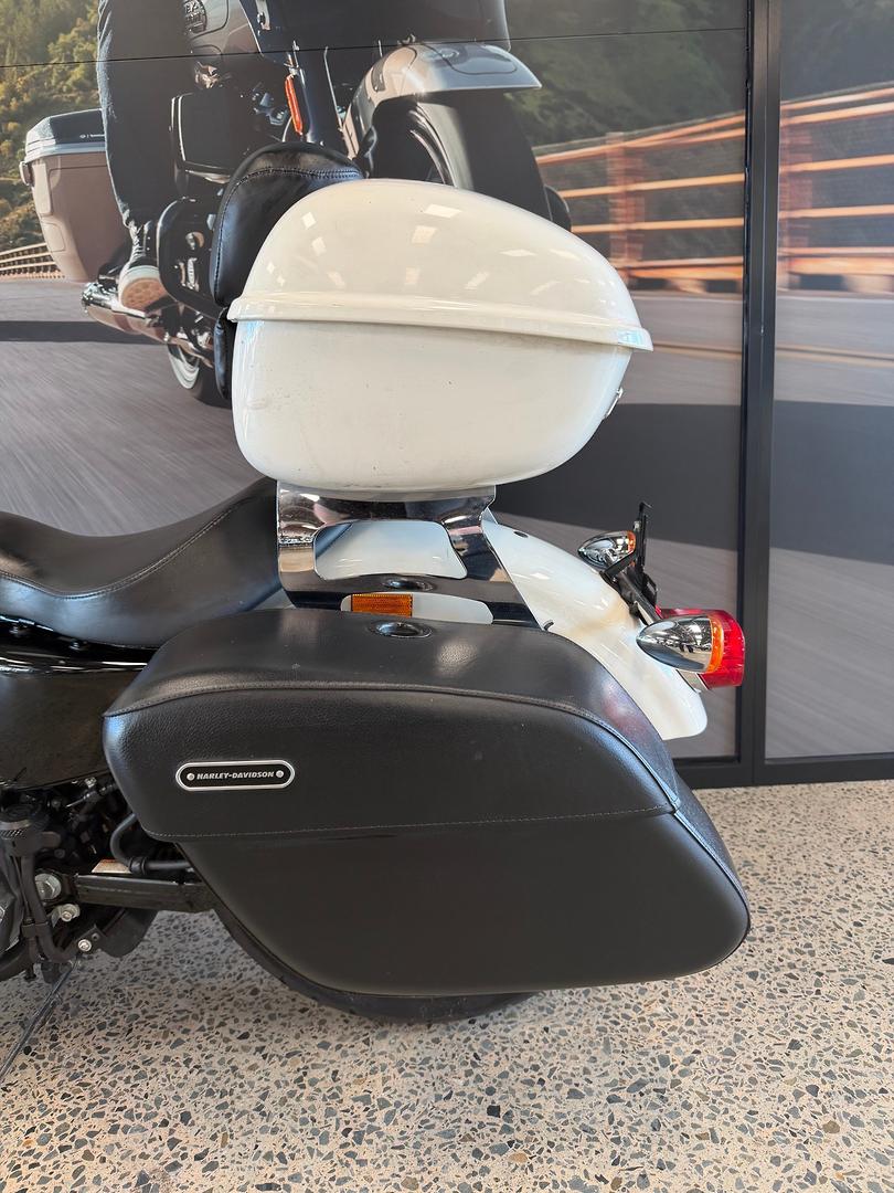 2011 HARLEY-DAVIDSON XL883L SUPER LOW CRUISER