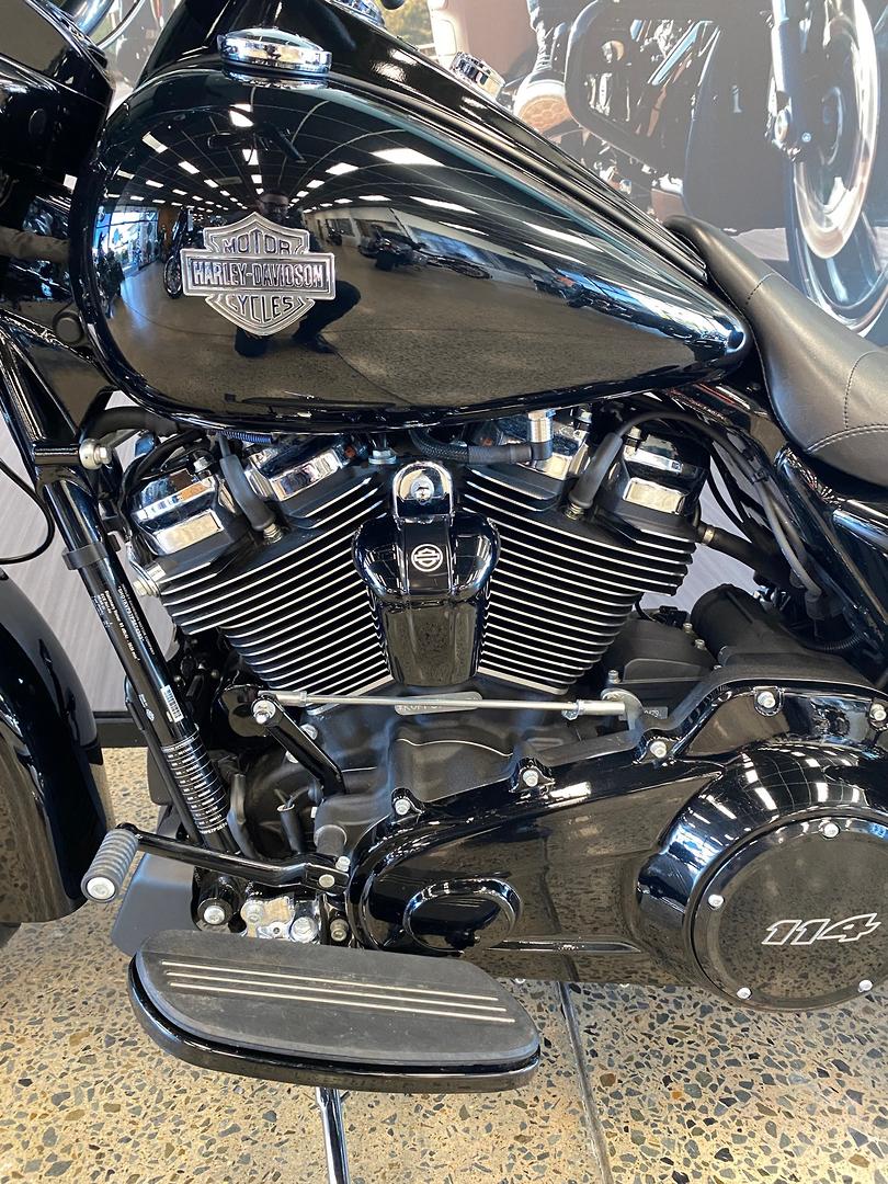 2023 HARLEY-DAVIDSON FLHRXS ROAD KING SPECIAL CRUISER