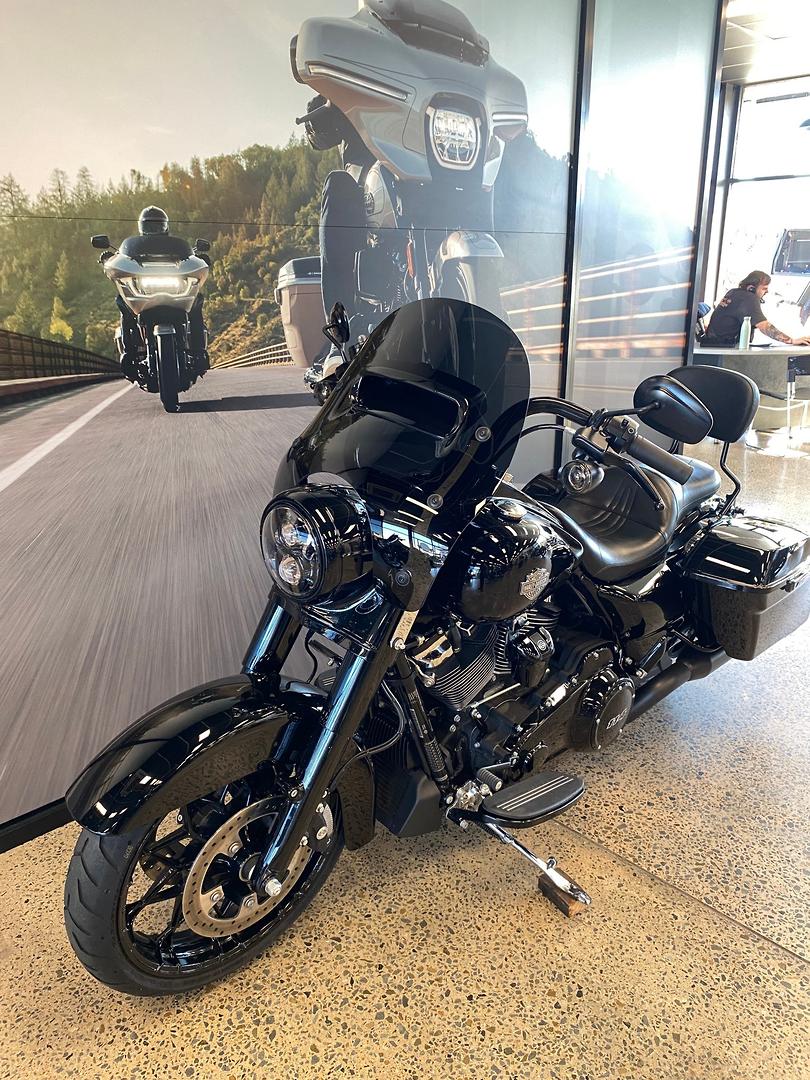 2023 HARLEY-DAVIDSON FLHRXS ROAD KING SPECIAL CRUISER
