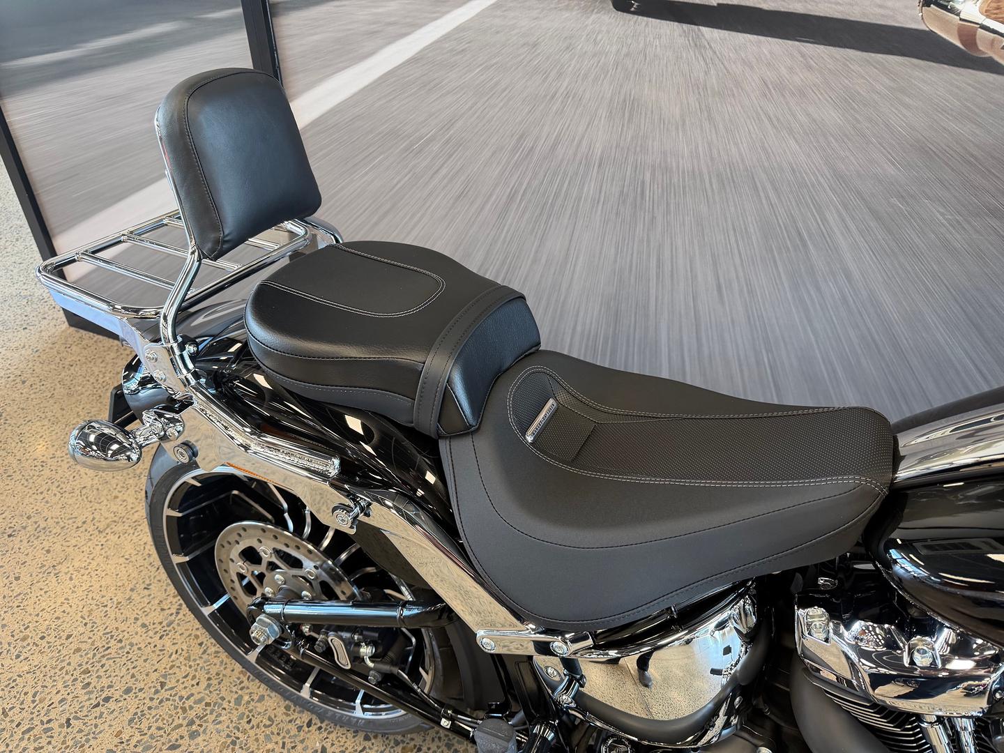 2025 HARLEY-DAVIDSON FXBR BREAKOUT (117) CRUISER