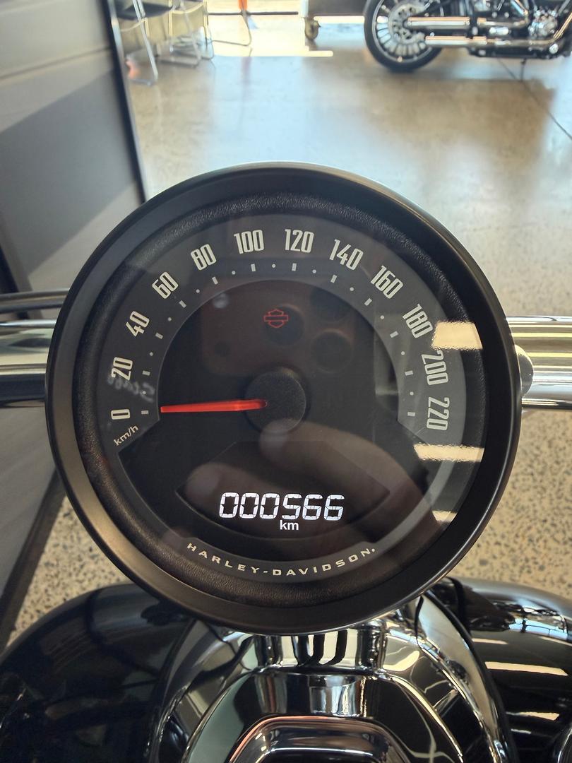 2025 HARLEY-DAVIDSON FXBR BREAKOUT (117) CRUISER