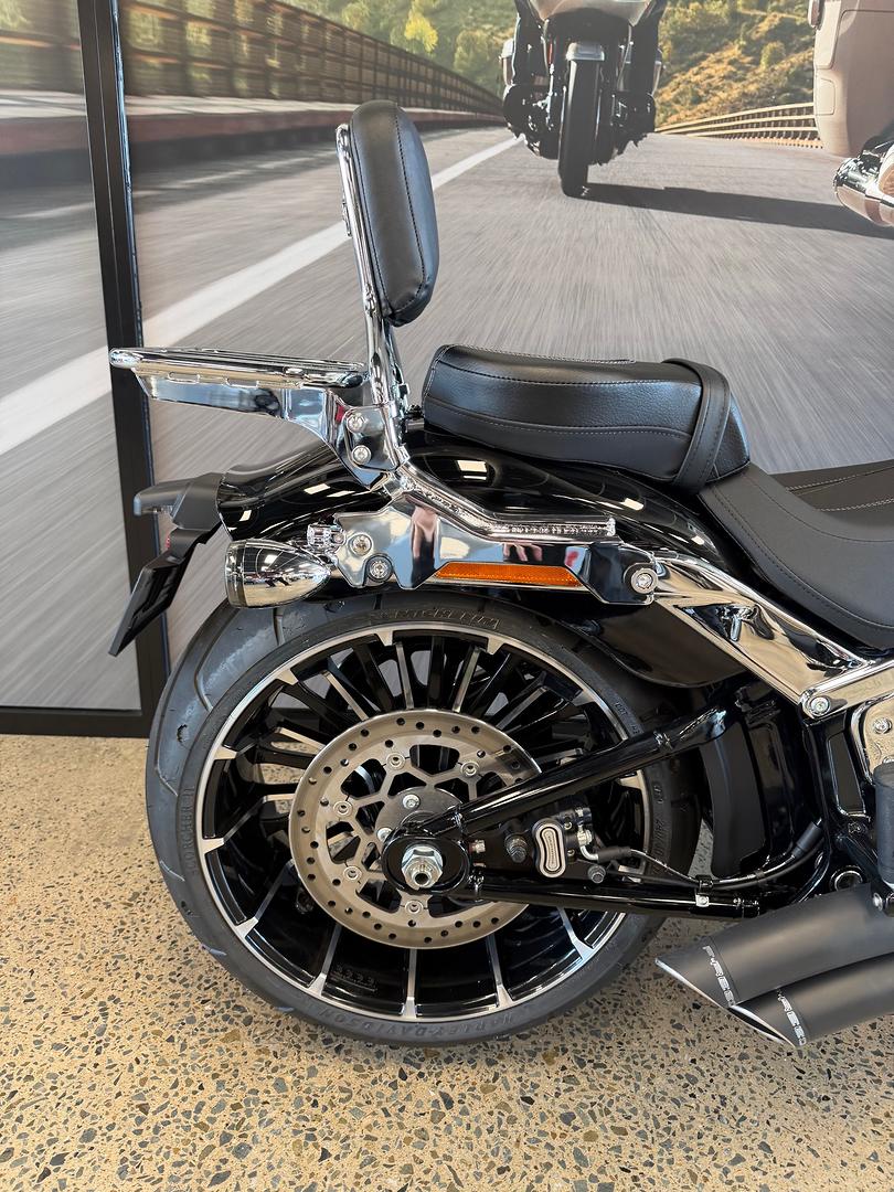 2025 HARLEY-DAVIDSON FXBR BREAKOUT (117) CRUISER
