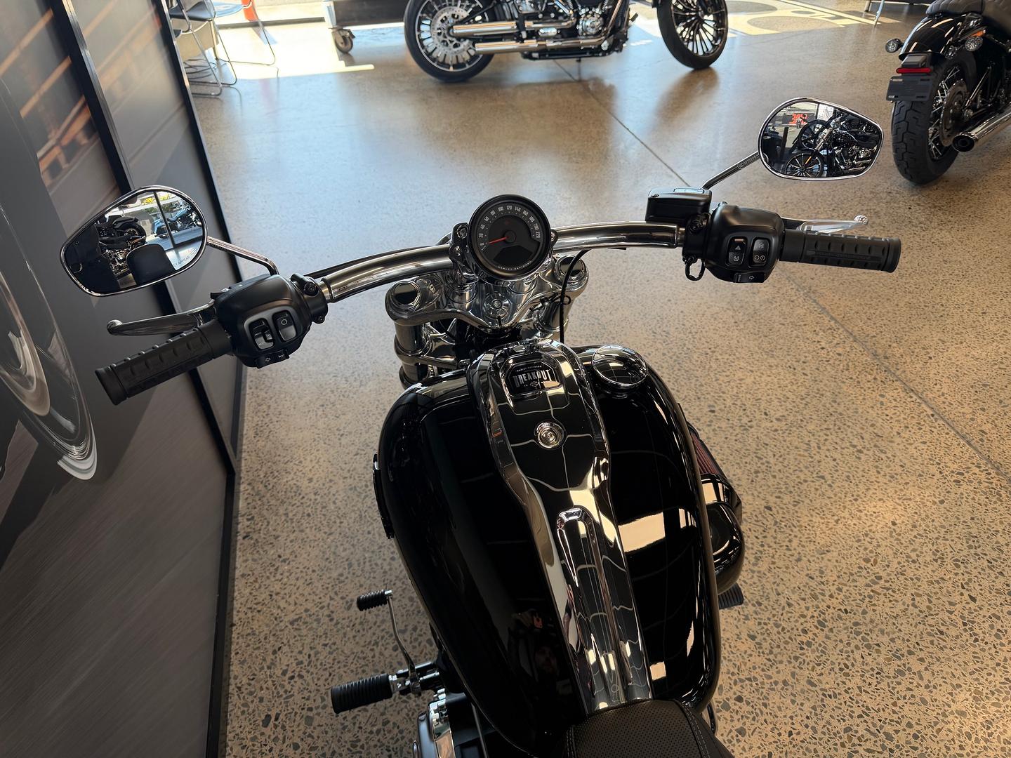 2025 HARLEY-DAVIDSON FXBR BREAKOUT (117) CRUISER