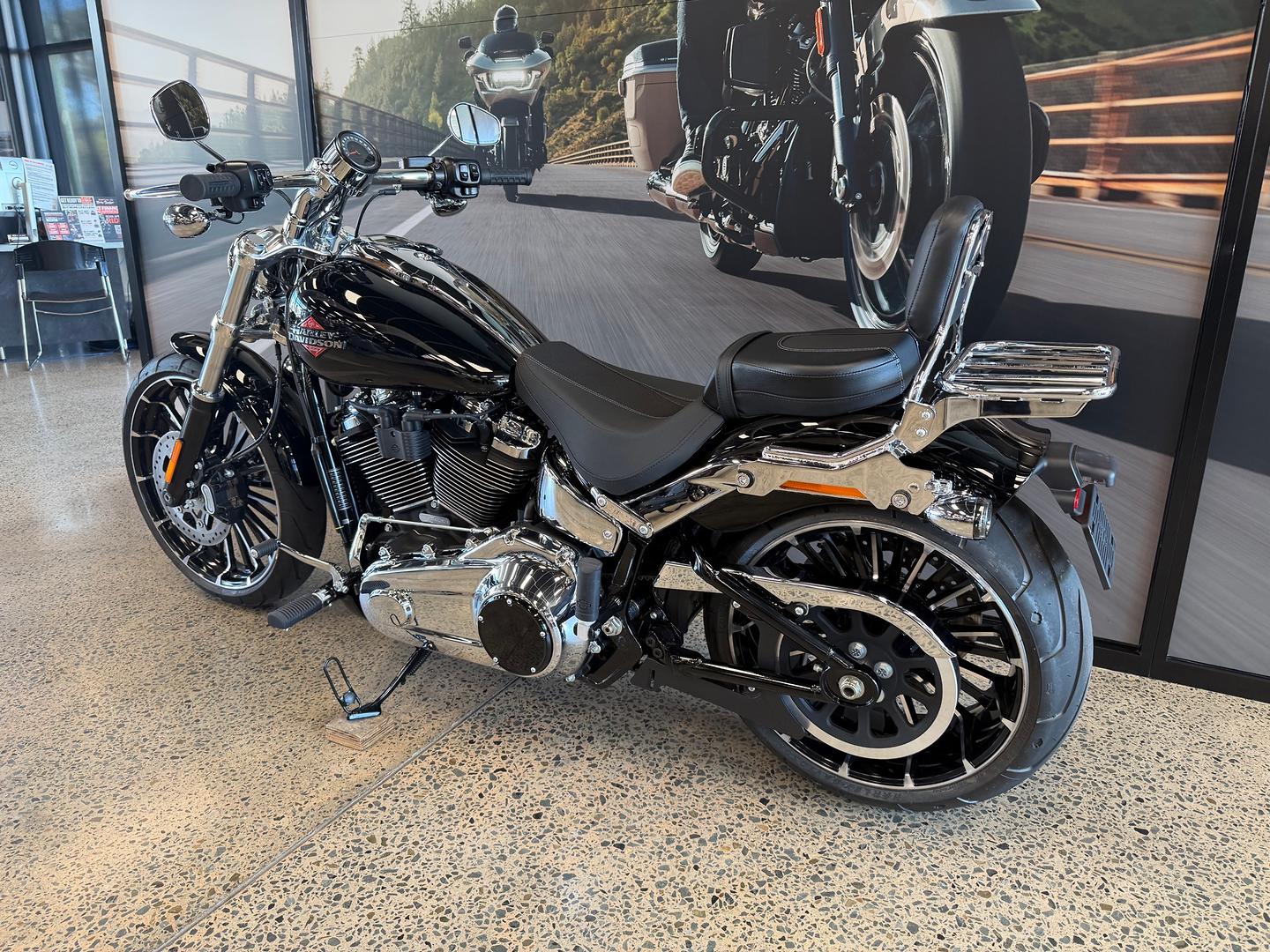 2025 HARLEY-DAVIDSON FXBR BREAKOUT (117) CRUISER