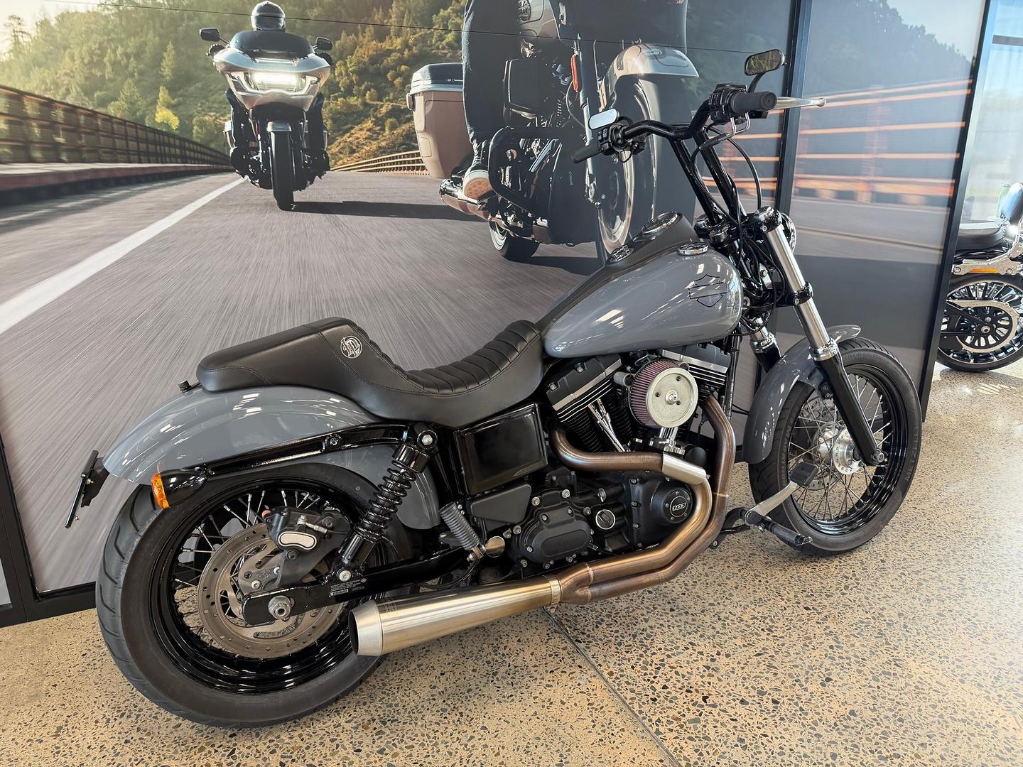 2014 HARLEY-DAVIDSON FXDBB STREET BOB S.E. CRUISER