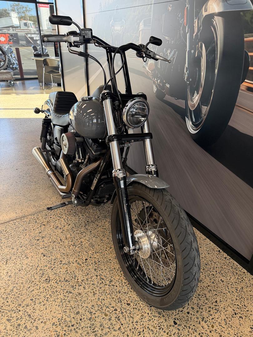 2014 HARLEY-DAVIDSON FXDBB STREET BOB S.E. CRUISER