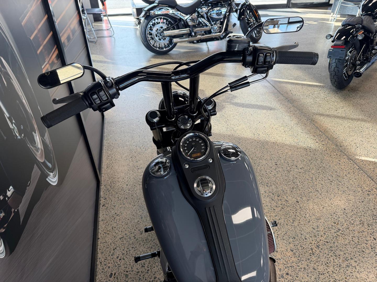 2014 HARLEY-DAVIDSON FXDBB STREET BOB S.E. CRUISER