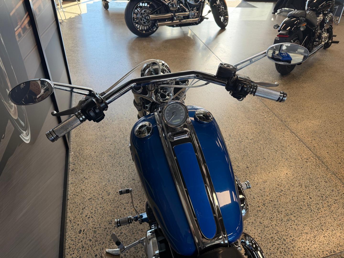 2008 HARLEY-DAVIDSON FXCWC ROCKER CUSTOM CRUISER