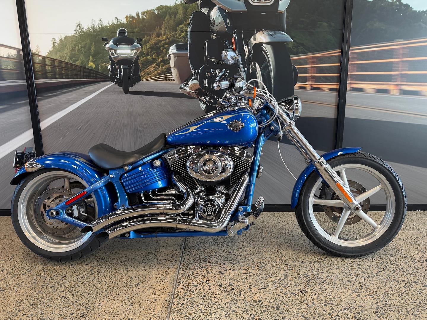 2008 HARLEY-DAVIDSON FXCWC ROCKER CUSTOM CRUISER