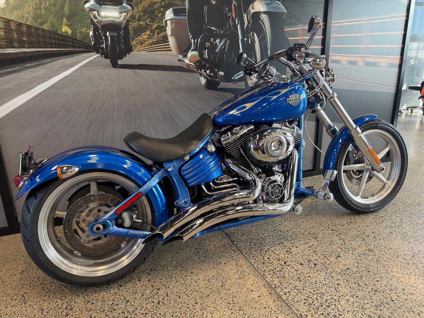 2008 HARLEY-DAVIDSON FXCWC ROCKER CUSTOM CRUISER