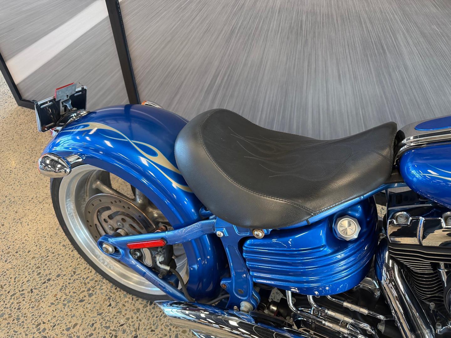 2008 HARLEY-DAVIDSON FXCWC ROCKER CUSTOM CRUISER