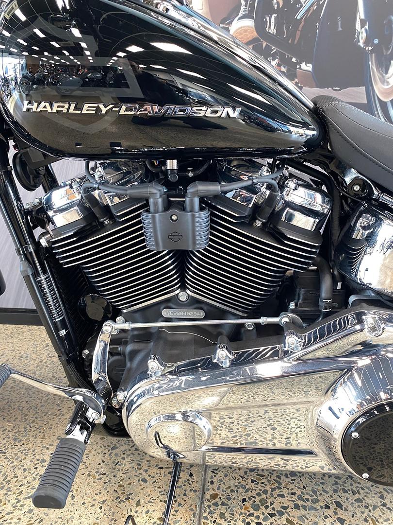 2025 HARLEY-DAVIDSON FXBR BREAKOUT (117) CRUISER