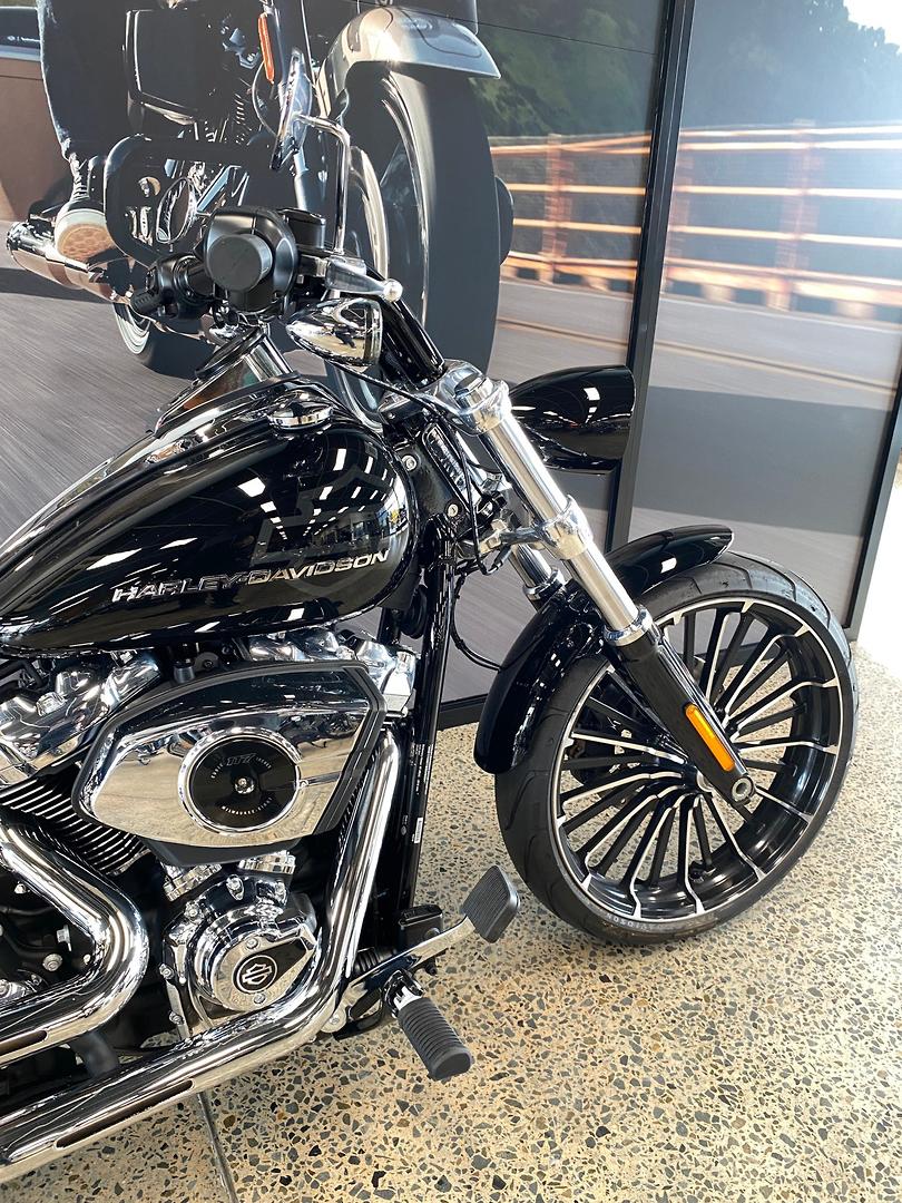 2025 HARLEY-DAVIDSON FXBR BREAKOUT (117) CRUISER