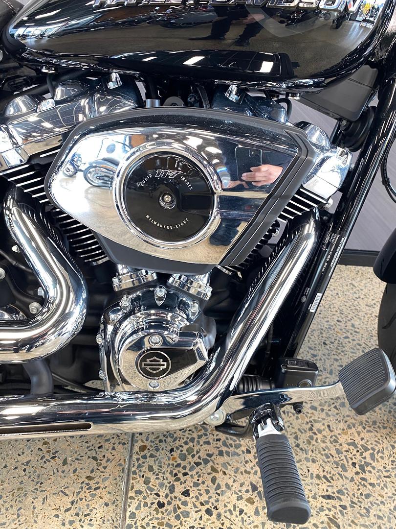 2025 HARLEY-DAVIDSON FXBR BREAKOUT (117) CRUISER