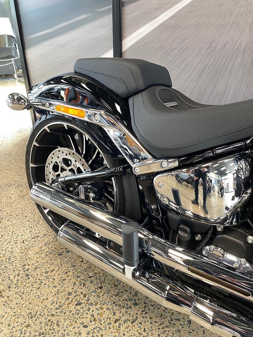 2025 HARLEY-DAVIDSON FXBR BREAKOUT (117) CRUISER