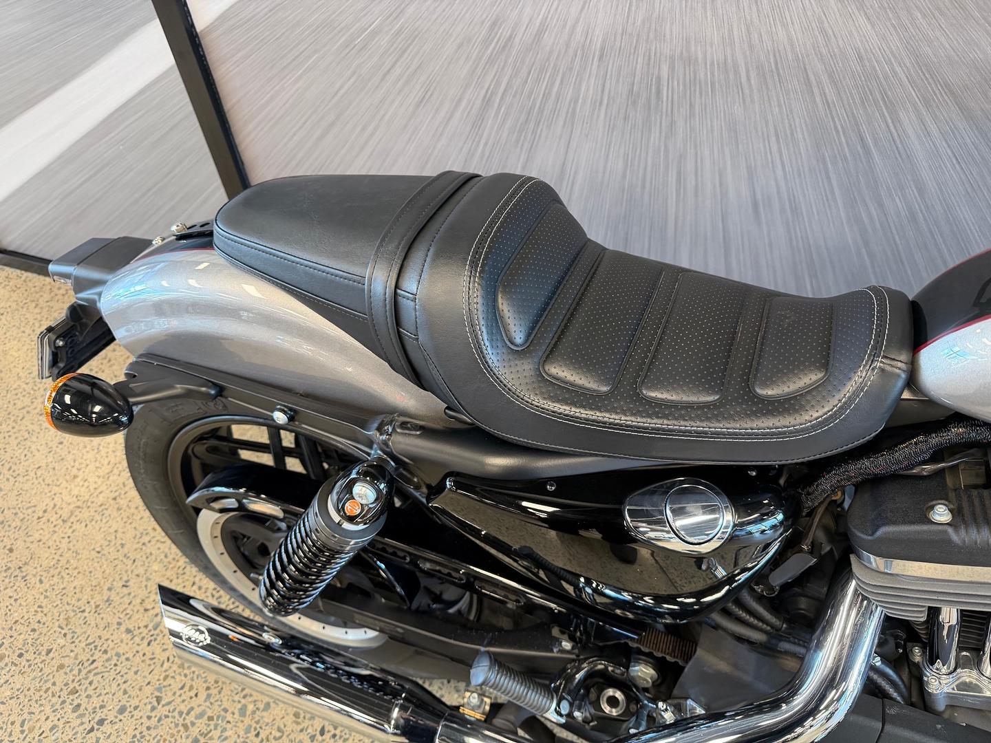 2016 HARLEY-DAVIDSON XC1200CX ROADSTER CRUISER