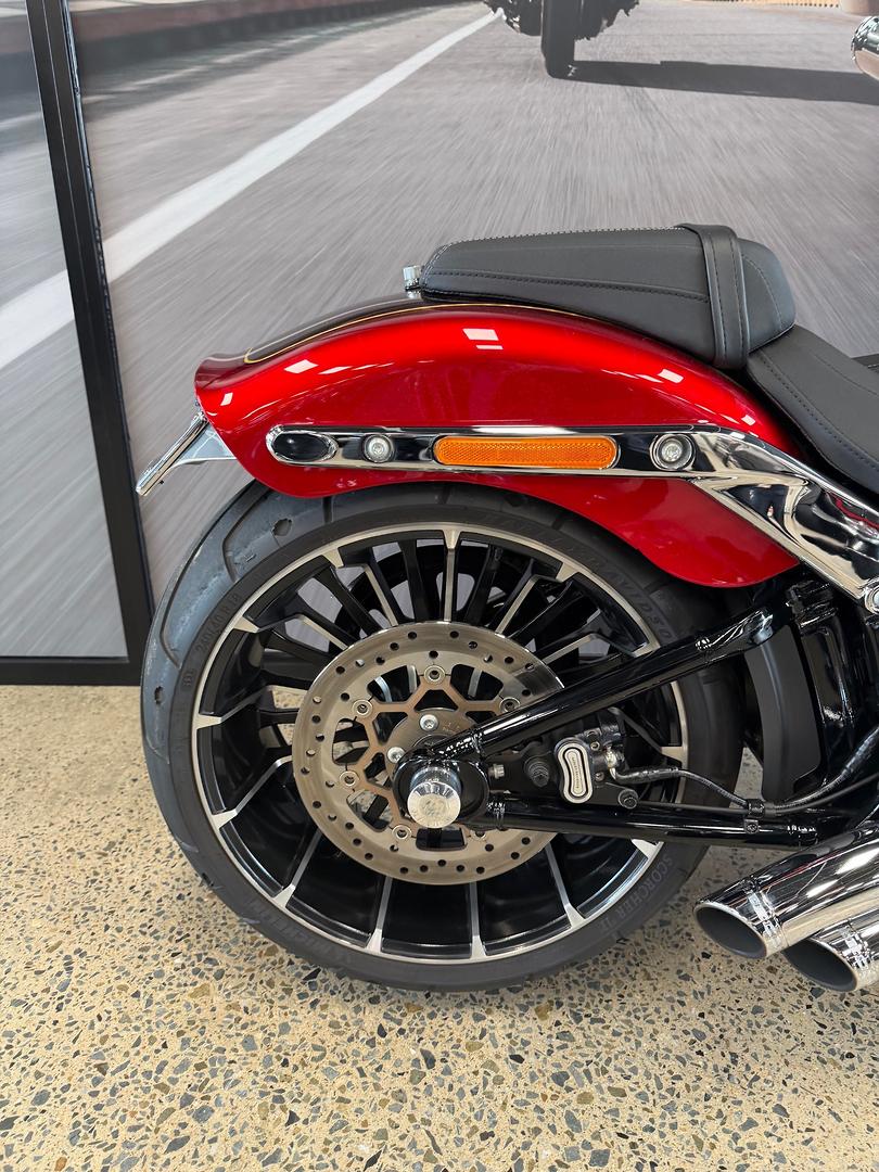 2023 HARLEY-DAVIDSON FXBR BREAKOUT (117) CRUISER
