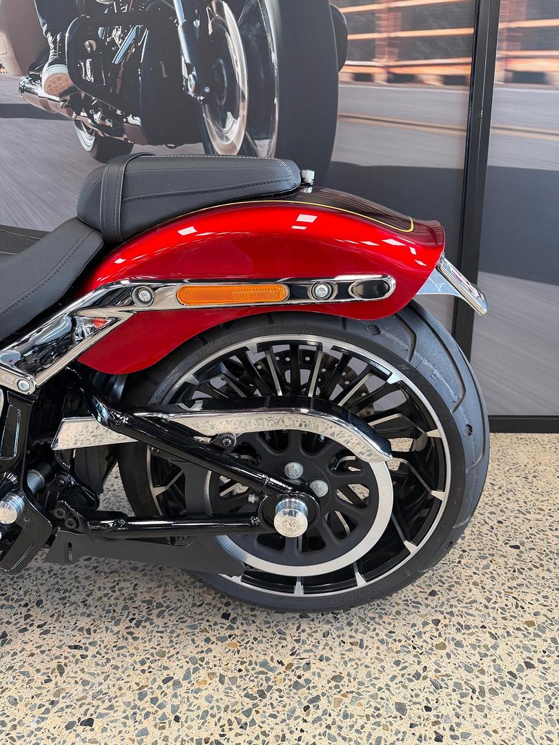 2023 HARLEY-DAVIDSON FXBR BREAKOUT (117) CRUISER