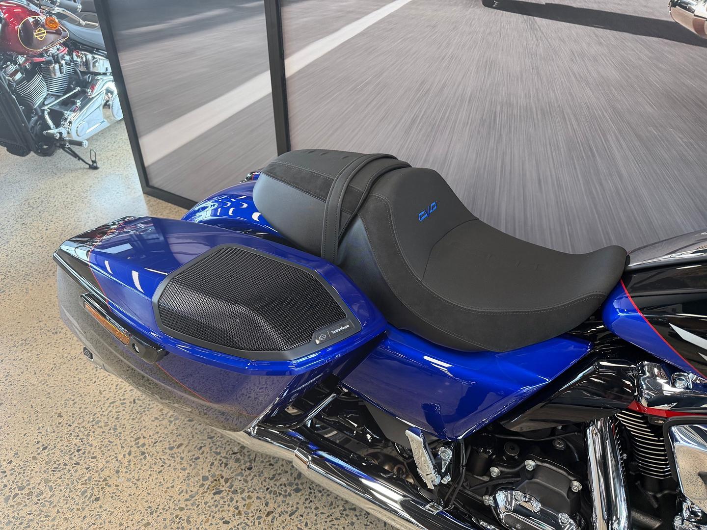 2025 HARLEY-DAVIDSON FLHXSE CVO STREET GLIDE (121) TOURER