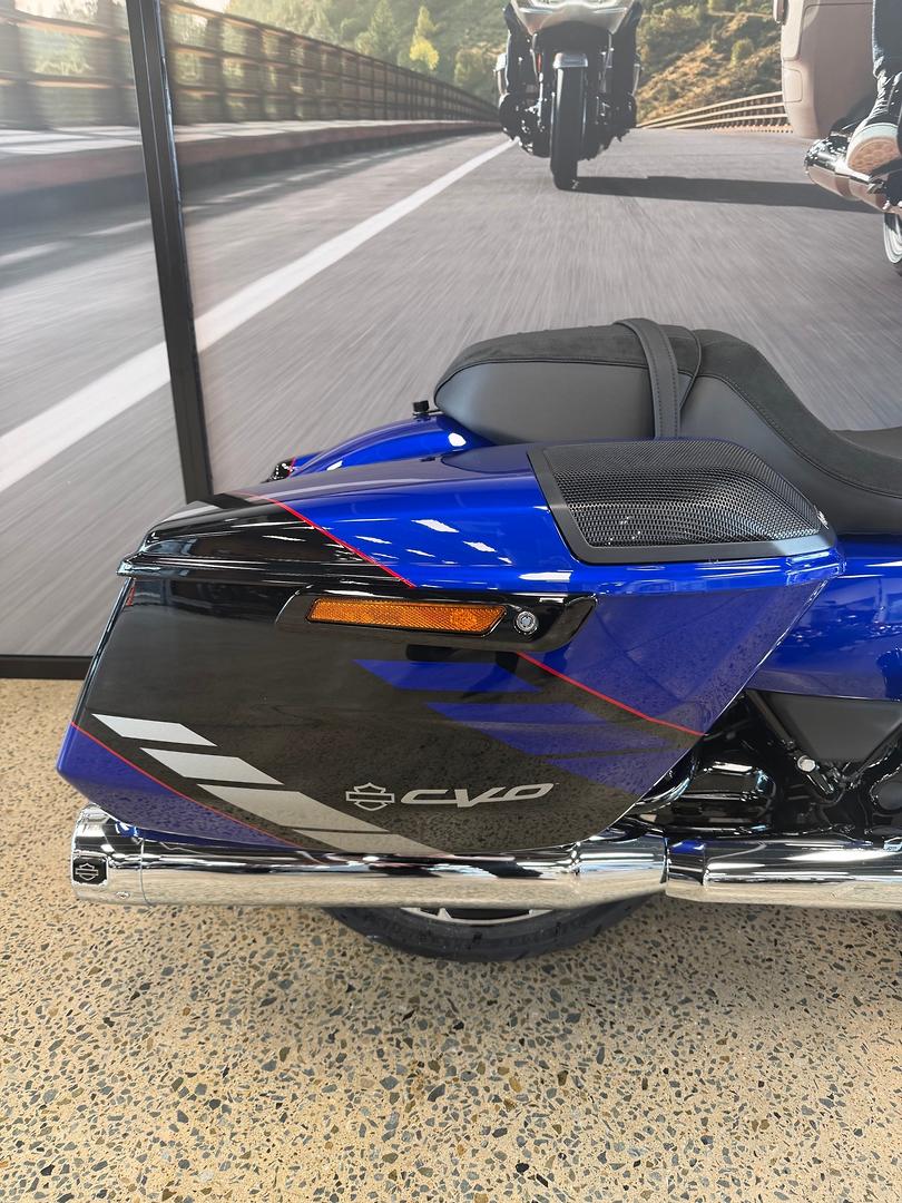 2025 HARLEY-DAVIDSON FLHXSE CVO STREET GLIDE (121) TOURER