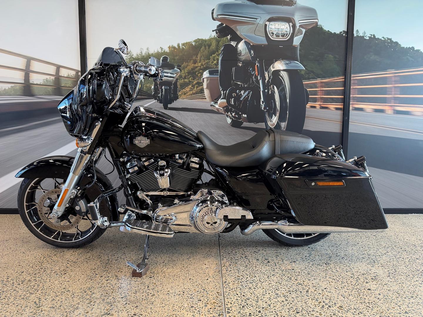2021 HARLEY-DAVIDSON FLHXS STREET GLIDE SPECIAL CRUISER