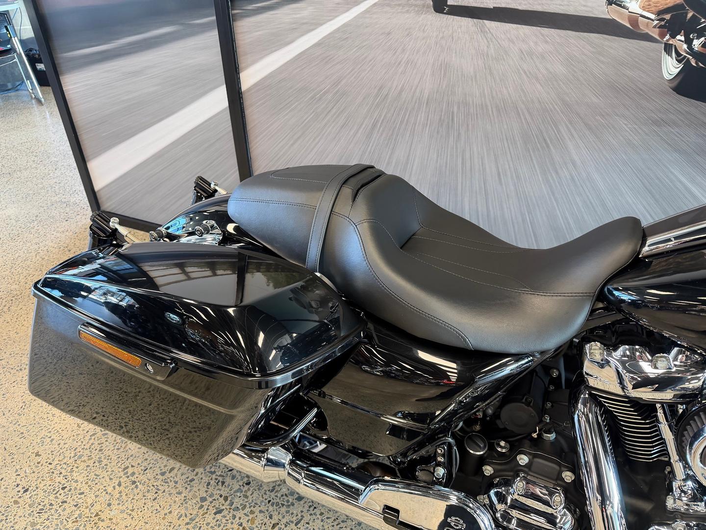2021 HARLEY-DAVIDSON FLHXS STREET GLIDE SPECIAL CRUISER