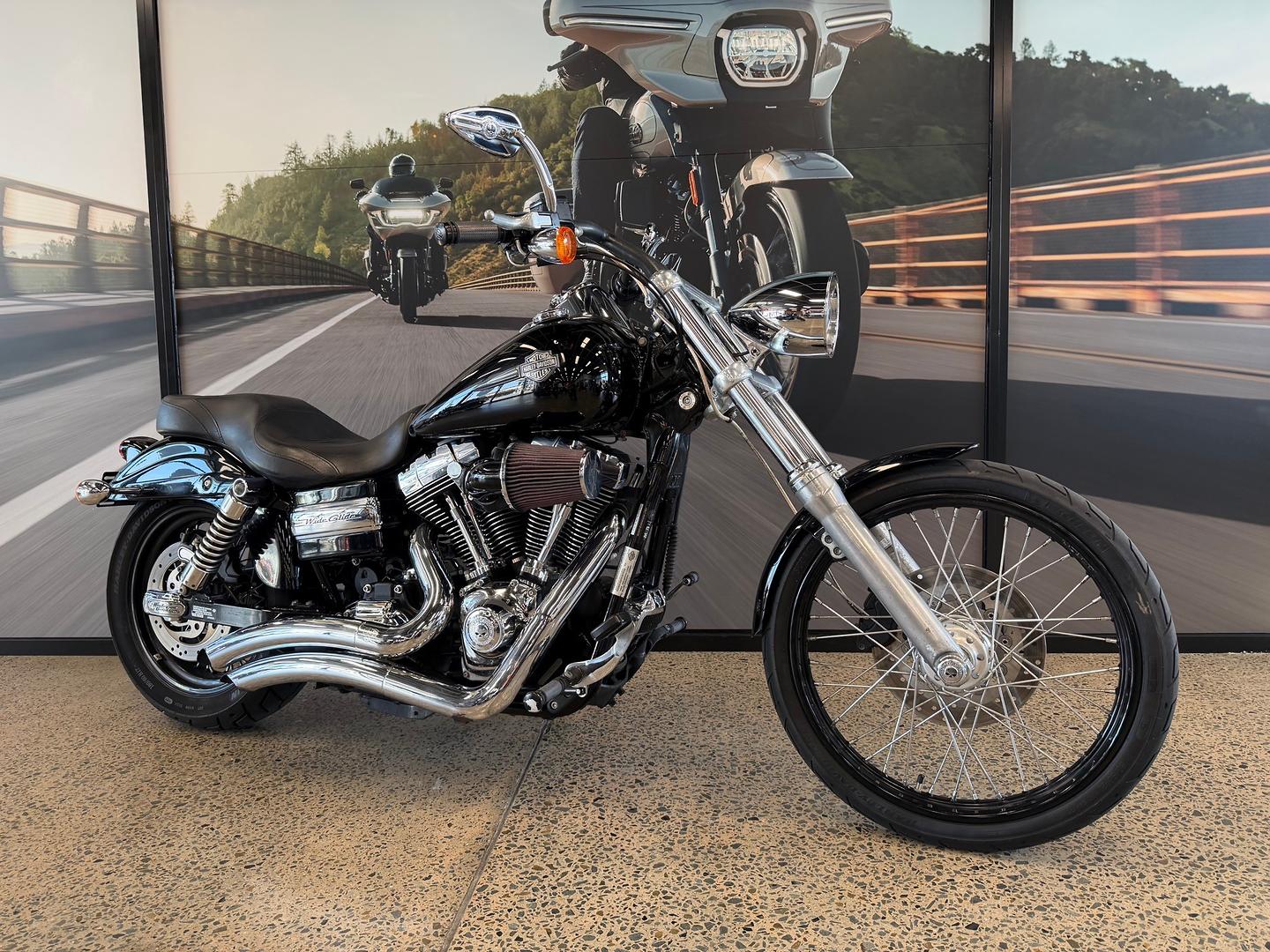 2010 HARLEY-DAVIDSON FXDWG WIDE GLIDE CRUISER
