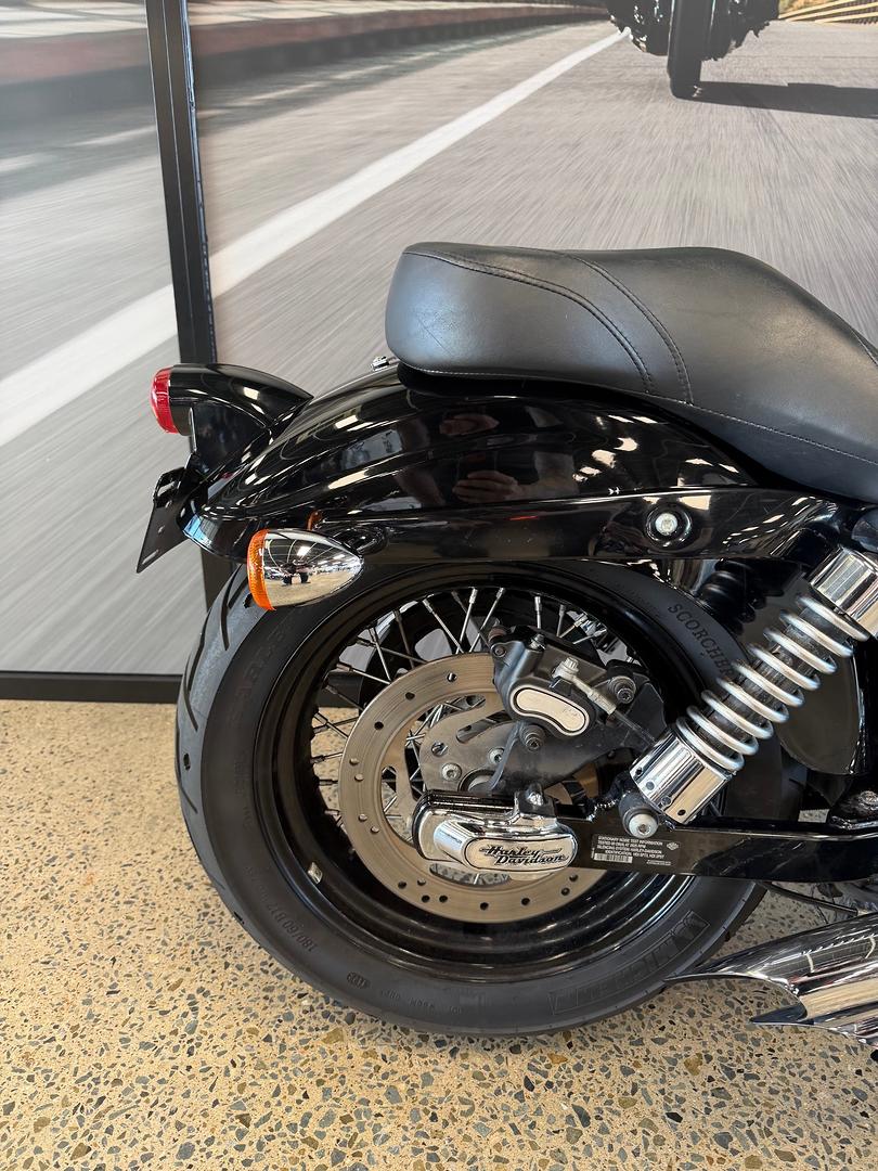 2010 HARLEY-DAVIDSON FXDWG WIDE GLIDE CRUISER