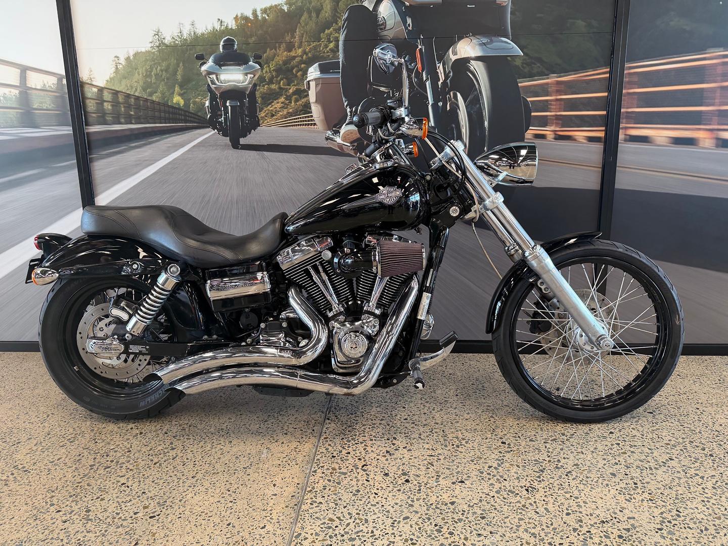 2010 HARLEY-DAVIDSON FXDWG WIDE GLIDE CRUISER