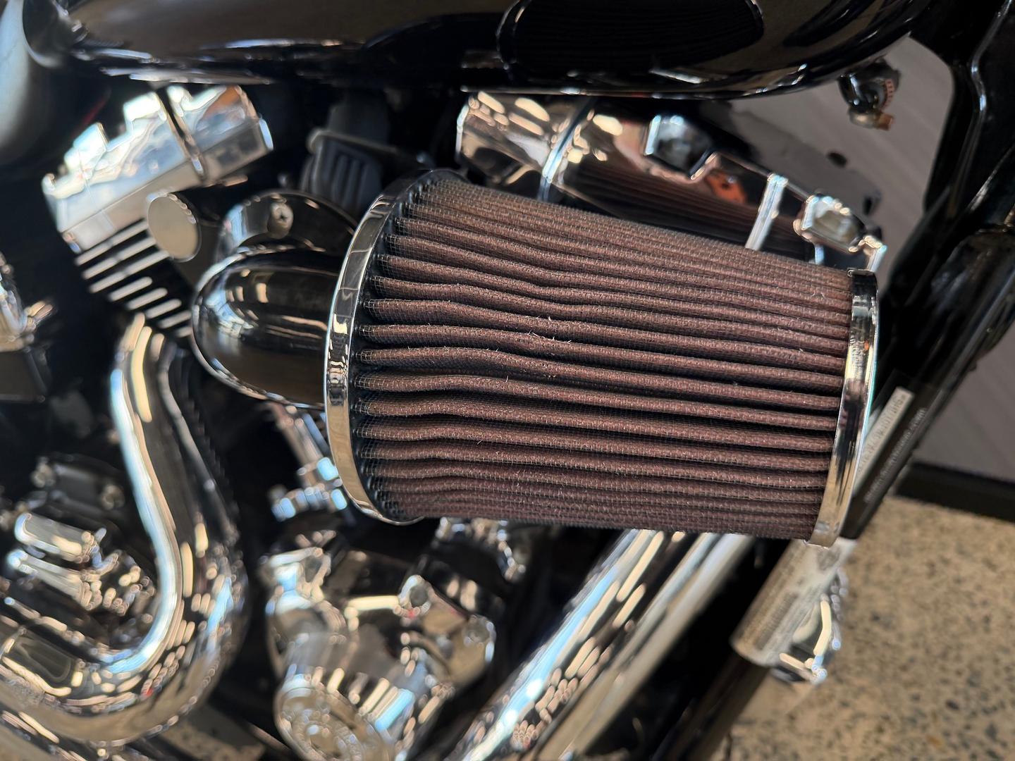 2010 HARLEY-DAVIDSON FXDWG WIDE GLIDE CRUISER