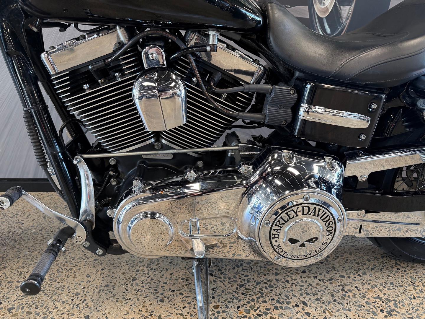 2010 HARLEY-DAVIDSON FXDWG WIDE GLIDE CRUISER