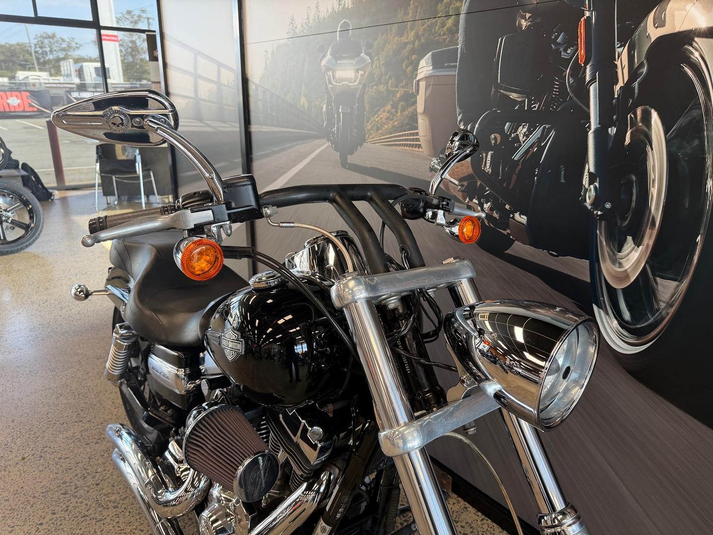 2010 HARLEY-DAVIDSON FXDWG WIDE GLIDE CRUISER