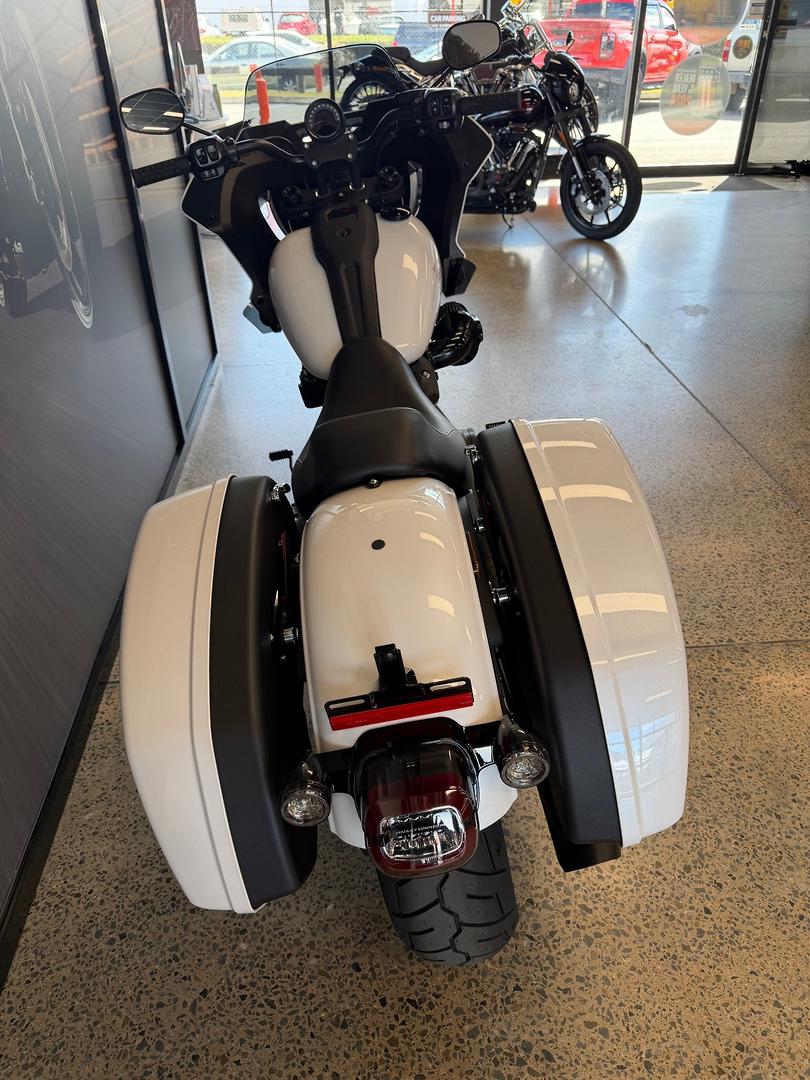 2026 HARLEY-DAVIDSON FXLRST LOW RIDER ST (117) CRUISER